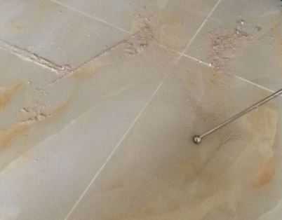 竞秀瓷砖空鼓维修公司分享粘合剂选择不当在瓷砖铺贴过程中可能导致以下问题